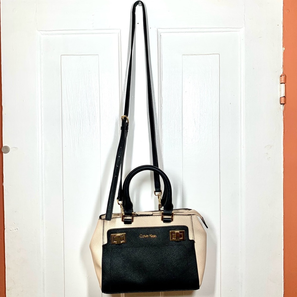 New Calvin Klein Crossbody Purse Handbag
